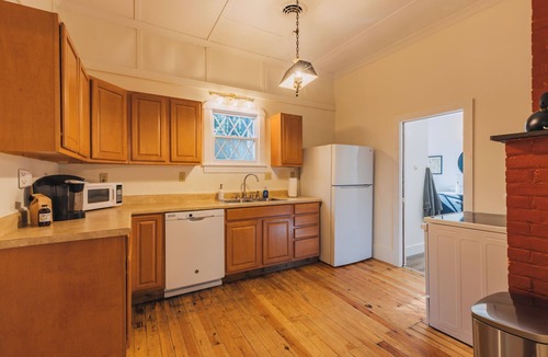 Corinth Cabin | Waterfront Willow Cabin near Lake George, Saratoga