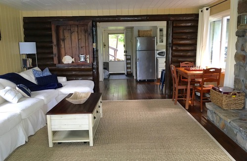 Town of Putnam House | Watersedge Retreat Of Northern Lake George