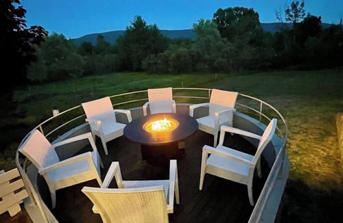 Manchester House | West Lodge Manchester, A Retreat in Manchester Village