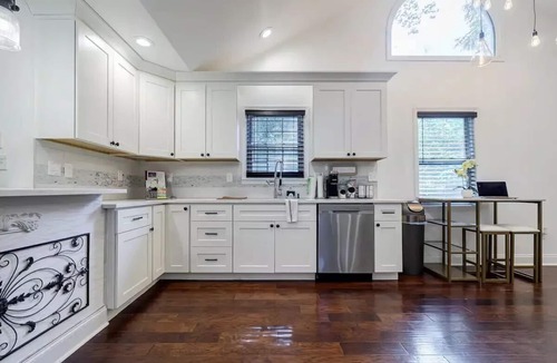 Atlanta House | Westside BeltLine Beauty Home with Poker Room Loft & Pool Table