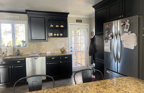 Hillsdale House | World Cup: Spacious 4-bedroom house 12 miles from Met Life Stadium/walk to train