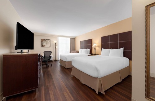 North Little Rock Hotel | Wyndham Riverfront Little Rock