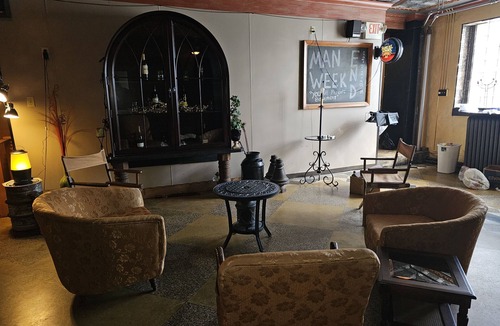Fairview-Ferndale House | X-Lg Man Cave. The gang/continue the party after @ AAOA Park! 8 min away!