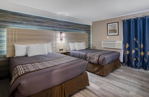 North Conway Hotel | Yankee Clipper Inn, SureStay Collection by Best Western