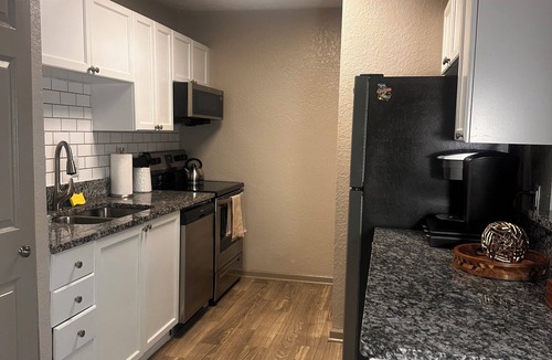 Smyrna Apartment | Your Place at the Battery. Walking distance to Truist Park, the Battery and Roxy