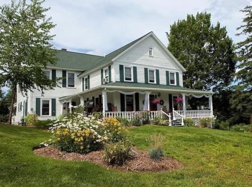 10 Mi to Gore Mountain- Home in Adirondack Park home