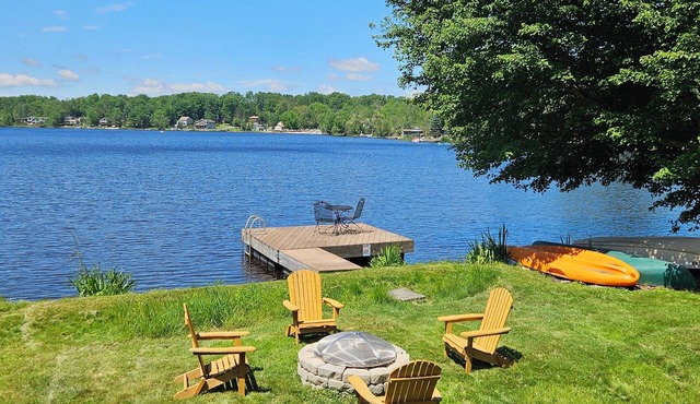 3 BR/2 BA Renovated Lakefront Retreat w/private dock, canoe/kayak, fire pit!