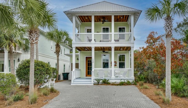 30A Blue Crab Cottage by Panhandle Getaways