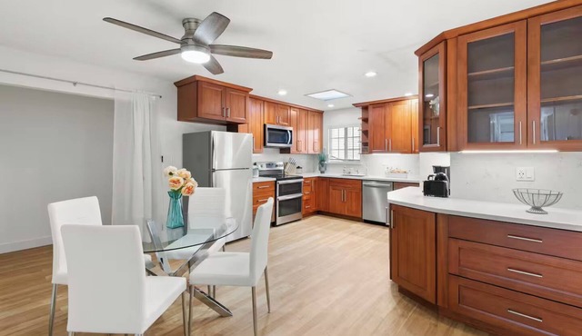 3BR Home Ideal for Work Trips, Family & Long Stays