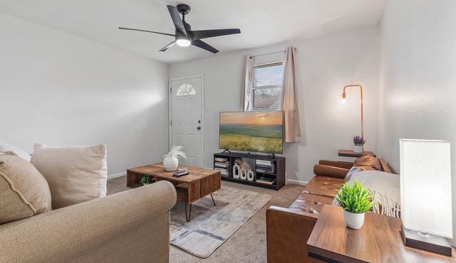 3BR Stylish Home