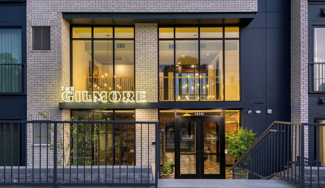 4 Bedroom Suite Accessible + Balcony | New Hotel