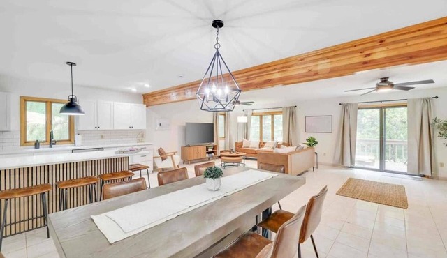 A Family Woodland Retreat