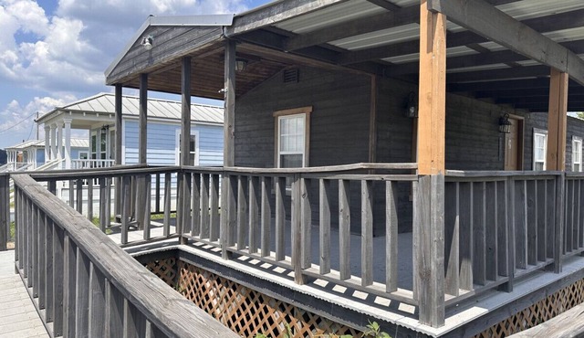 ADA-Accessible Cabin: Breathtaking Lake Views