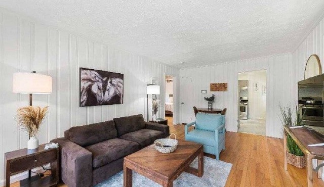 Adorable & Chic in South Atlanta/East Point with Hi speed wifi for remote work