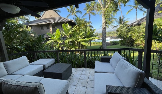 Air Conditioned Oceanfront Home - Next to White Sands Beach & 4 Mile Dive Site