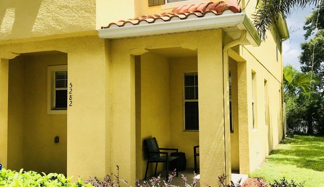 All New UPDATED Disney Corner Townhouse