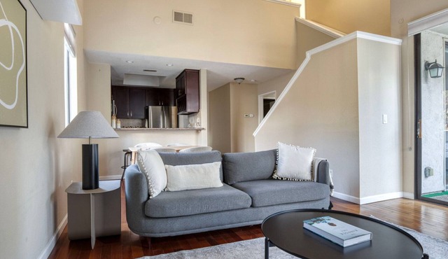 Amazing Mission Valley 2BR, w/Gym & Pool, by Blueground