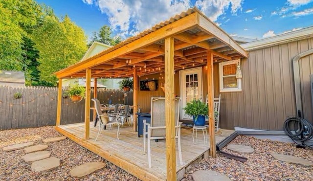 Amenity-Rich Oasis: Perfect for Couples & Families near Track, SPAC, & Downtown