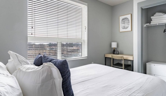 Barsala l Quiet Work-Friendly 3BD Apt Near St. Jude & UT Health