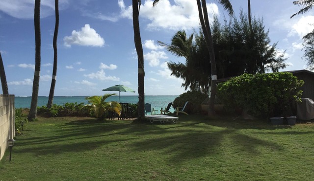 BEACHFRONT! Barefoot living on the best spot on Lanikai Beach!