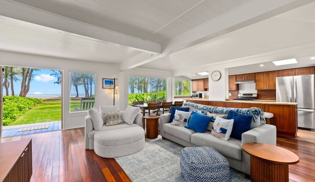 Beachfront Executive Retreat - The Waimanalo Villa