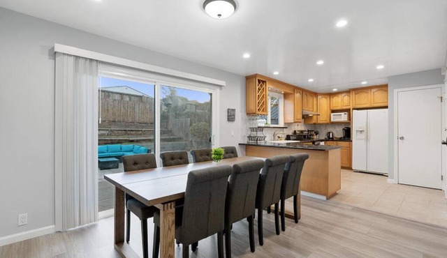 Beautiful Vacation Home in Pacifica near popular beaches