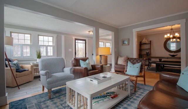 Beautifully Modern Downtown Ogunquit Home in Ogunquit