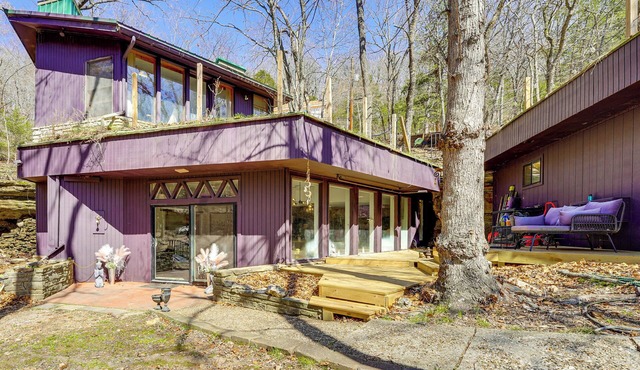 Beaver Lake Group Retreat w/Decks: 2-Unit Combo