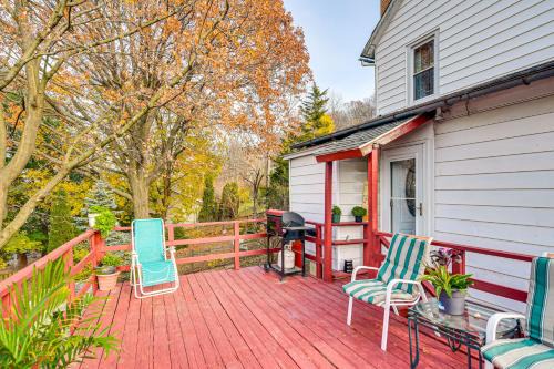 Bethlehem Home w/Patio & Amazing Sunset Views!