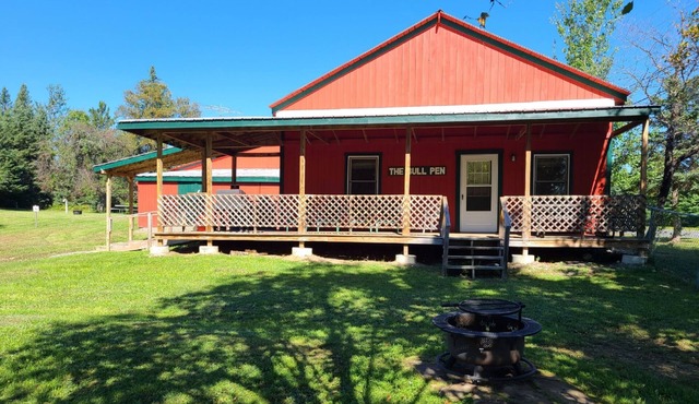 Bull Camp- 3 Bedrooms- Direct Snowmobile and ATV Trail Access!