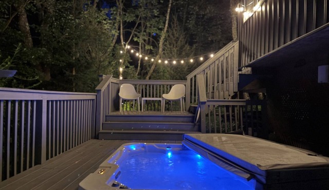 Casa Nera | Heated Pool Hot Tub Ski Golf