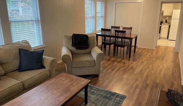 Centrally Located Hillcrest Retreat in Little Rock