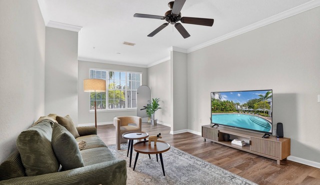Charming 2BR 7 mins from UCF with fitness and washer dryer in lovely Oviedo