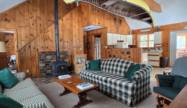 Charming 3-bedroom cabin nestled in the heart of the Adirondack Park