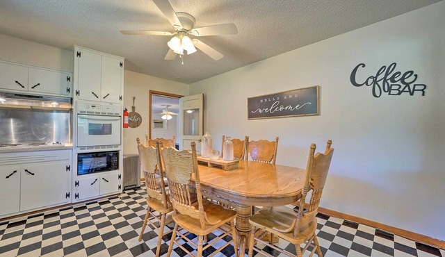 Charming Clayton Home ~ 4 Mi to Sardis Lake!