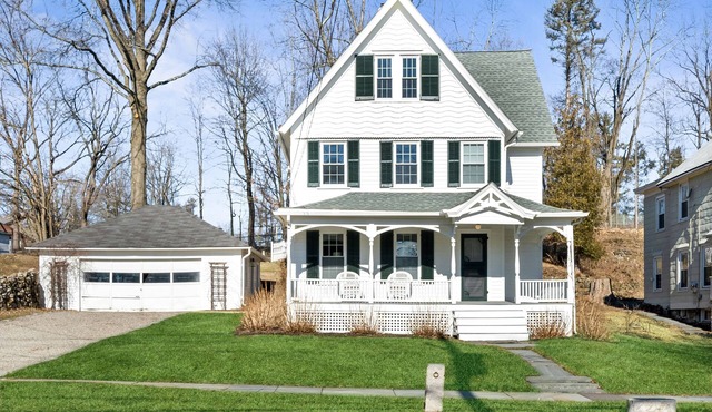 Charming Historic Home w/Luxury Amenities