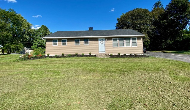 Charming remodeled 3 bedroom. Near RIT & U of R. Free on-site parking.