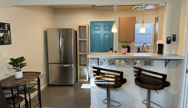 Chic 1BR/1BA with Outdoor Oasis - Central Location Close to Beach, USD, SeaWorld
