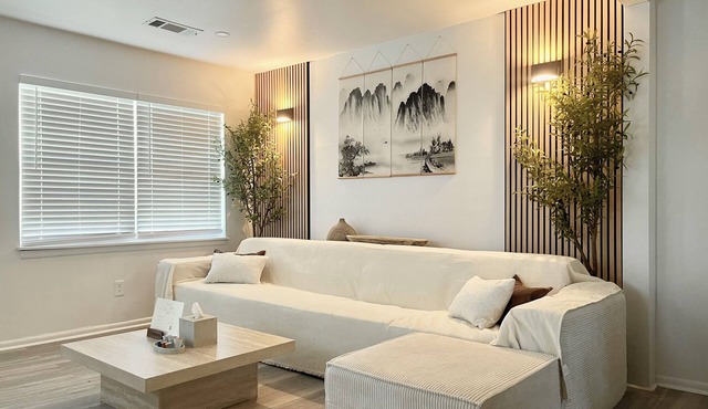 Chic Absolute - Your Next Urban Oasis