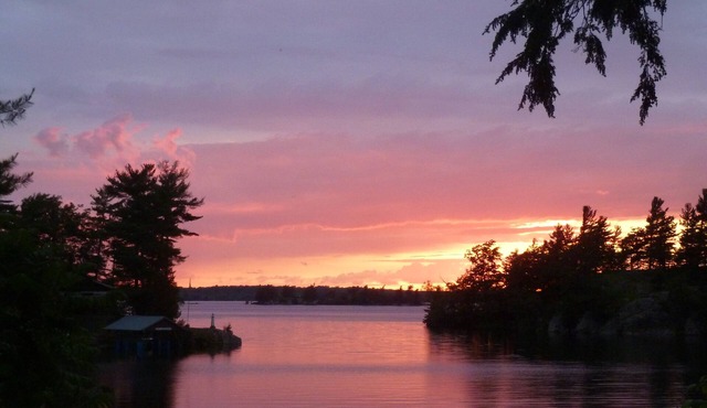Chippewa Bay/Main Channel St Lawrence River near Alex Bay