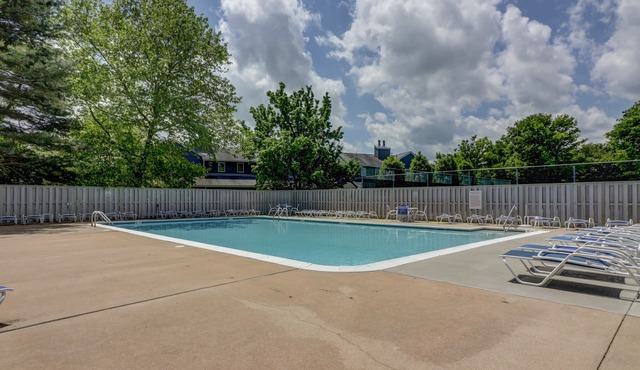 Clean Spacious Condo In Rehoboth Beach Tennis/Pools