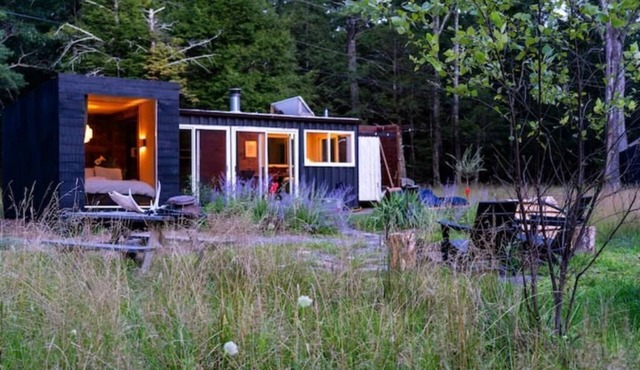 Container Cabin in the Catskills [Field]