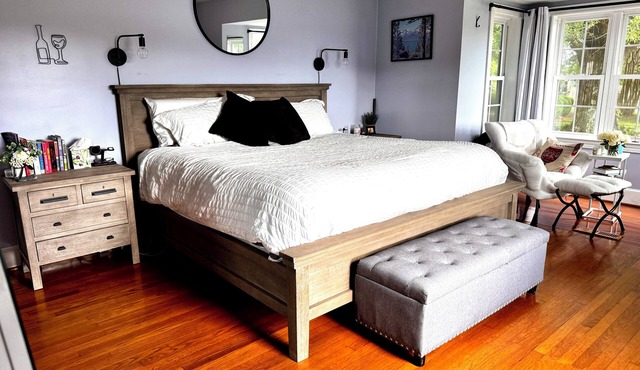 Country Vineyard Escape 5-bedroom farmhouse in Java