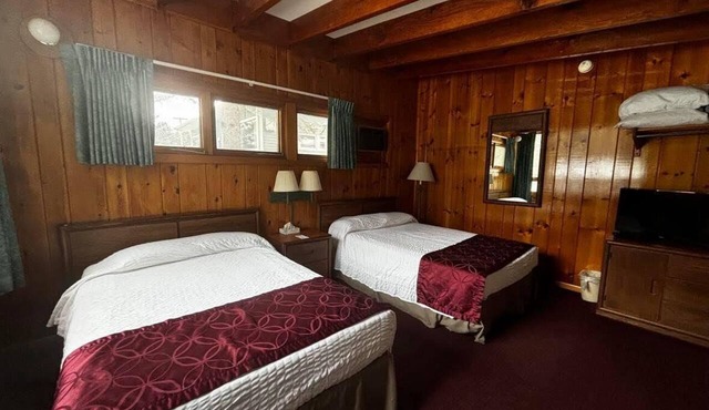 Cozy 1-bedroom hotel room in welcoming Hamilton - #335 Endawonnda