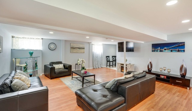 Cozy Albany Vacation Rental ~ 5 Mi to Downtown!