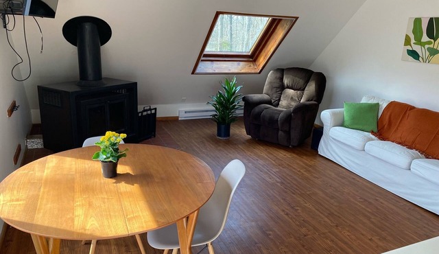 Cozy Cold Spring Getaway