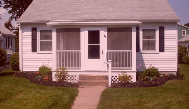 Cozy Cottage At Footbridge Beach - Great Fall and Spring Rates
