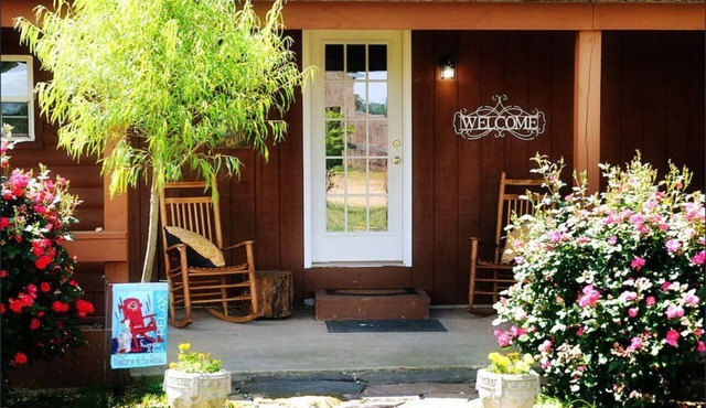 Deer Ridge - A beautiful & peaceful getaway with amazing views