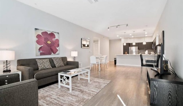 Designer Suites in Menlo Park | Work & Relax