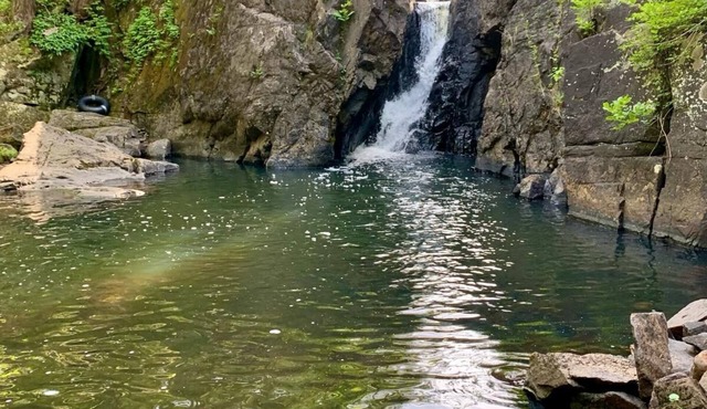 Digital Detox @ a SECLUDED RUSTIC camp site. Waterfall, creek, swimming hole